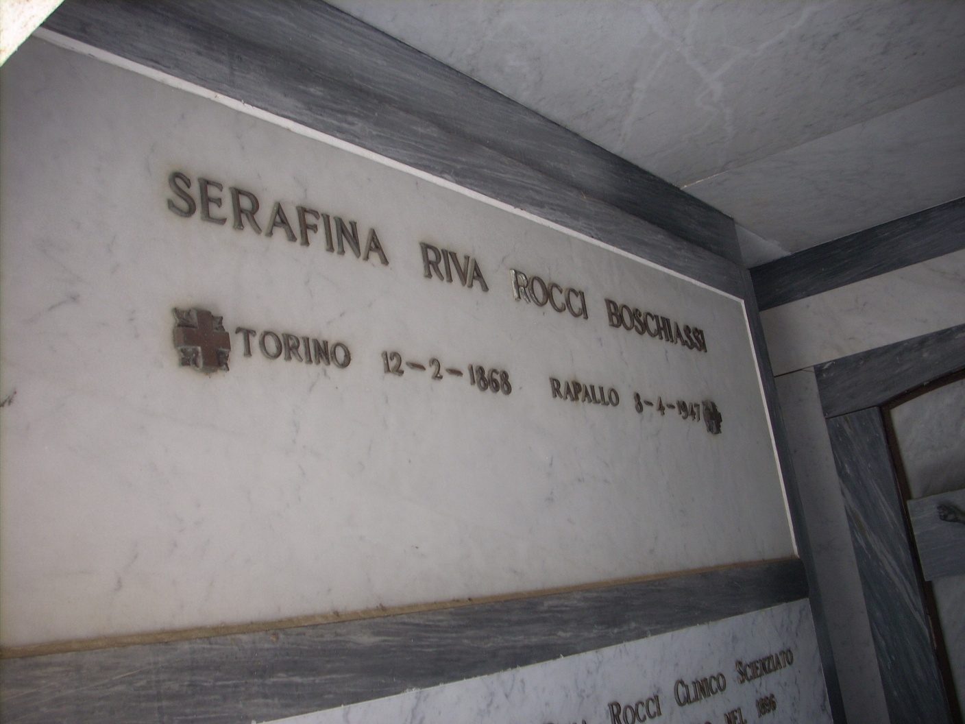 Scipione%20Riva%20Rocci%20s%20tomb%2C%20San%20Michele%20di%20Pagana%2C%20Italy%20-%2005.JPG